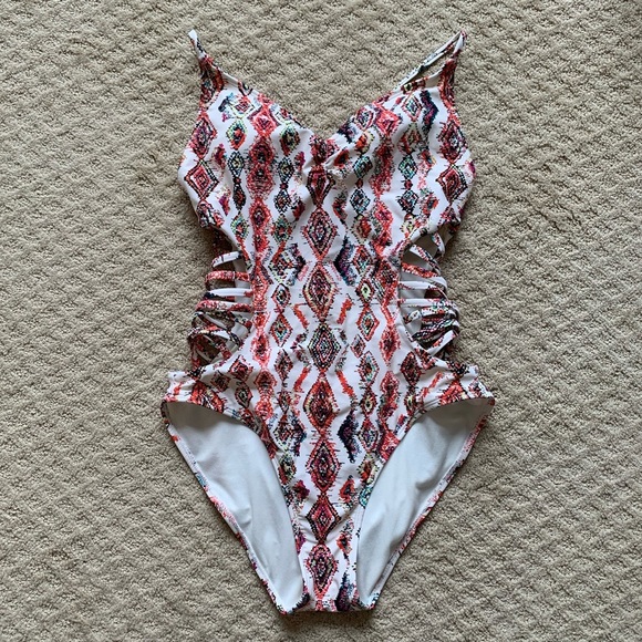 One piece bathing suit with side cut outs - Picture 2 of 5